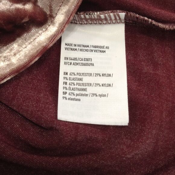 America Eagles Outfitter Velvet Cold Shoulder Top Size Medium - Picture 6 of 7